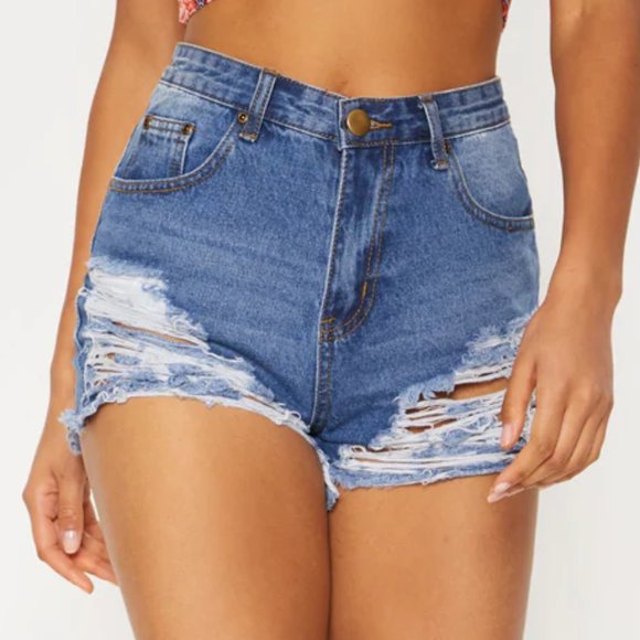 Extreme Ripped Denim Short 